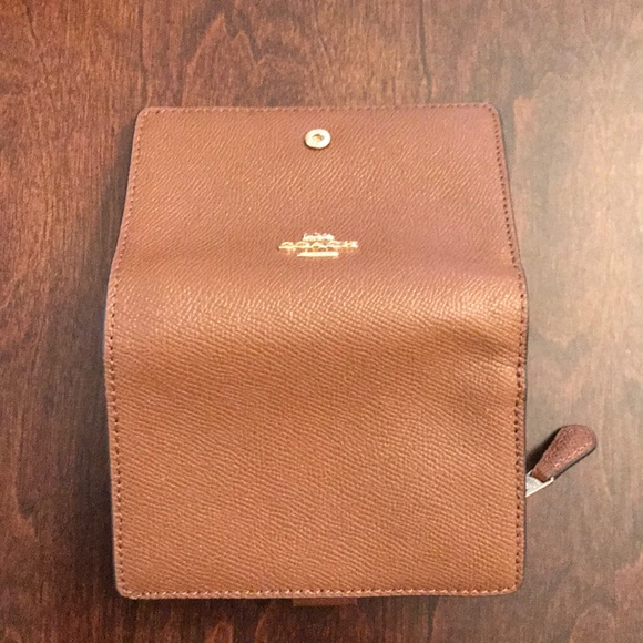 Coach Leather Wallet - Picture 3 of 4
